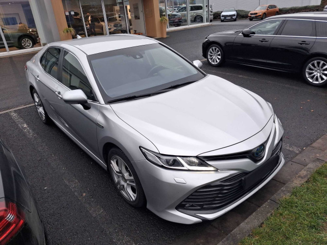 Toyota Camry 2019
