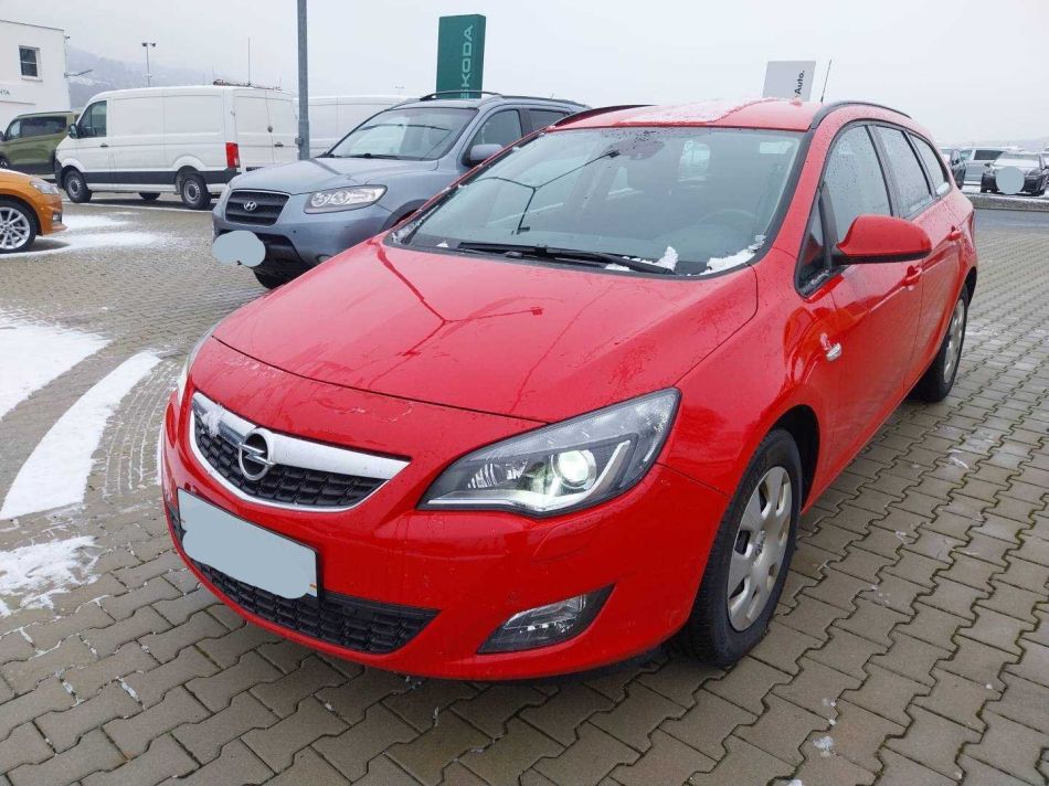 Opel Astra - 2012