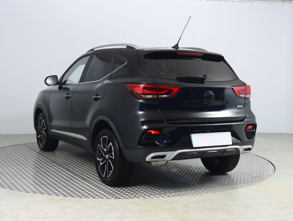 MG ZS SUV
