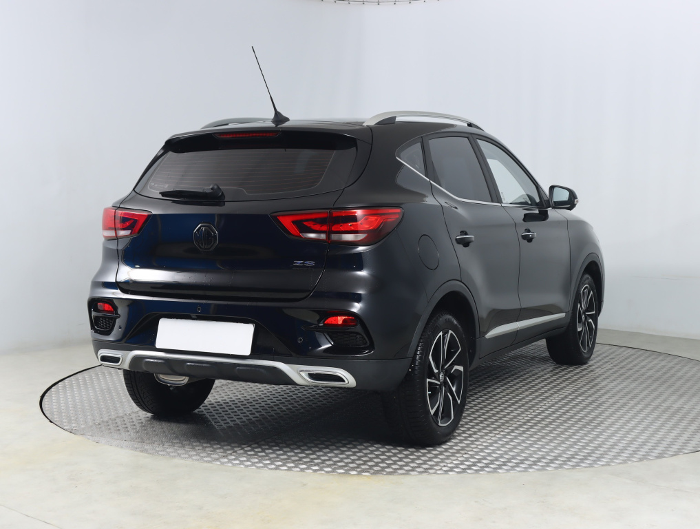 MG ZS SUV