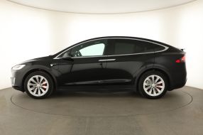 Tesla Model X - 2020