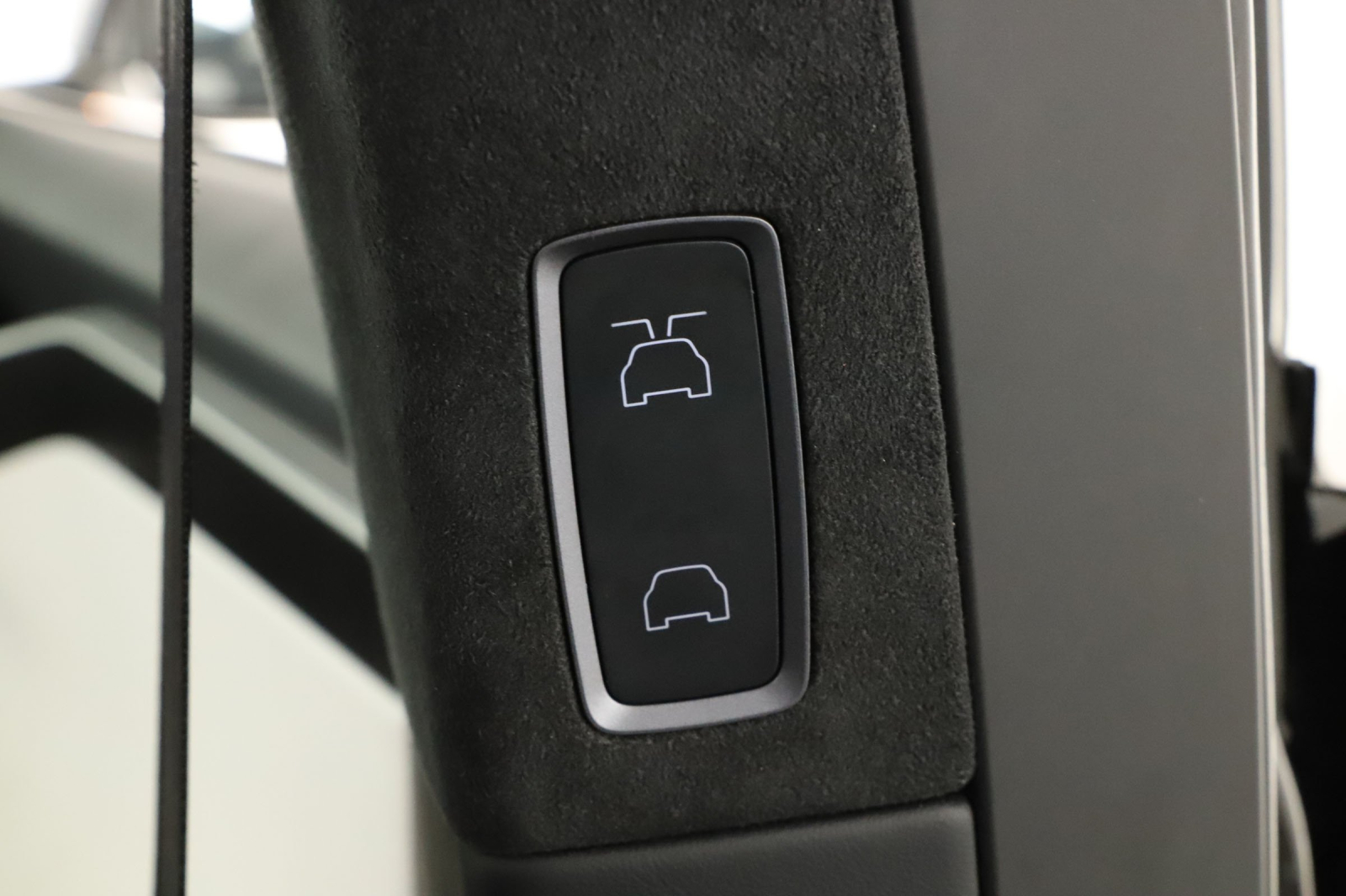 Tesla Model X - 2020