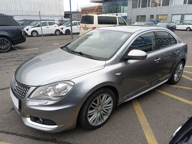 Suzuki Kizashi 2011