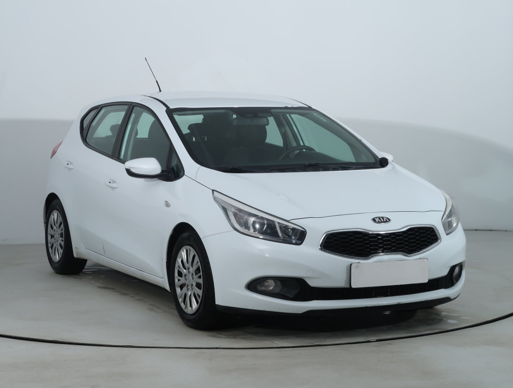 Kia Ceed, 2012