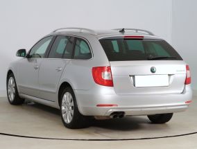 Skoda Superb - 2010