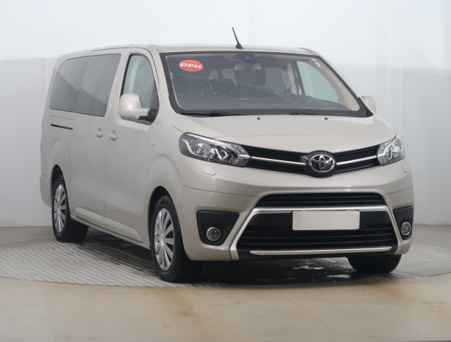 Toyota Proace Verso 2022