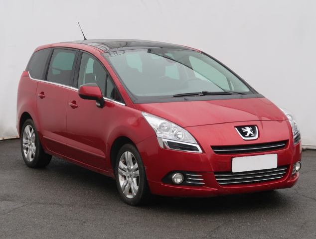 Peugeot 5008 2011