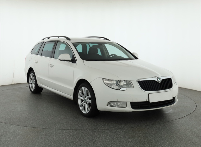 Škoda Superb 2013
