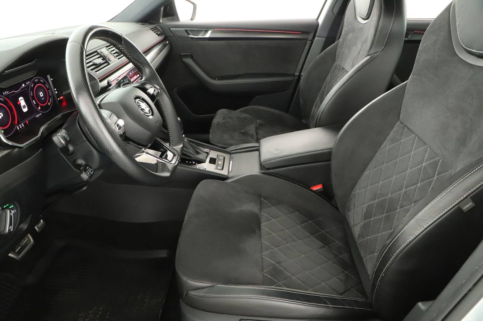 Škoda Superb - 2021