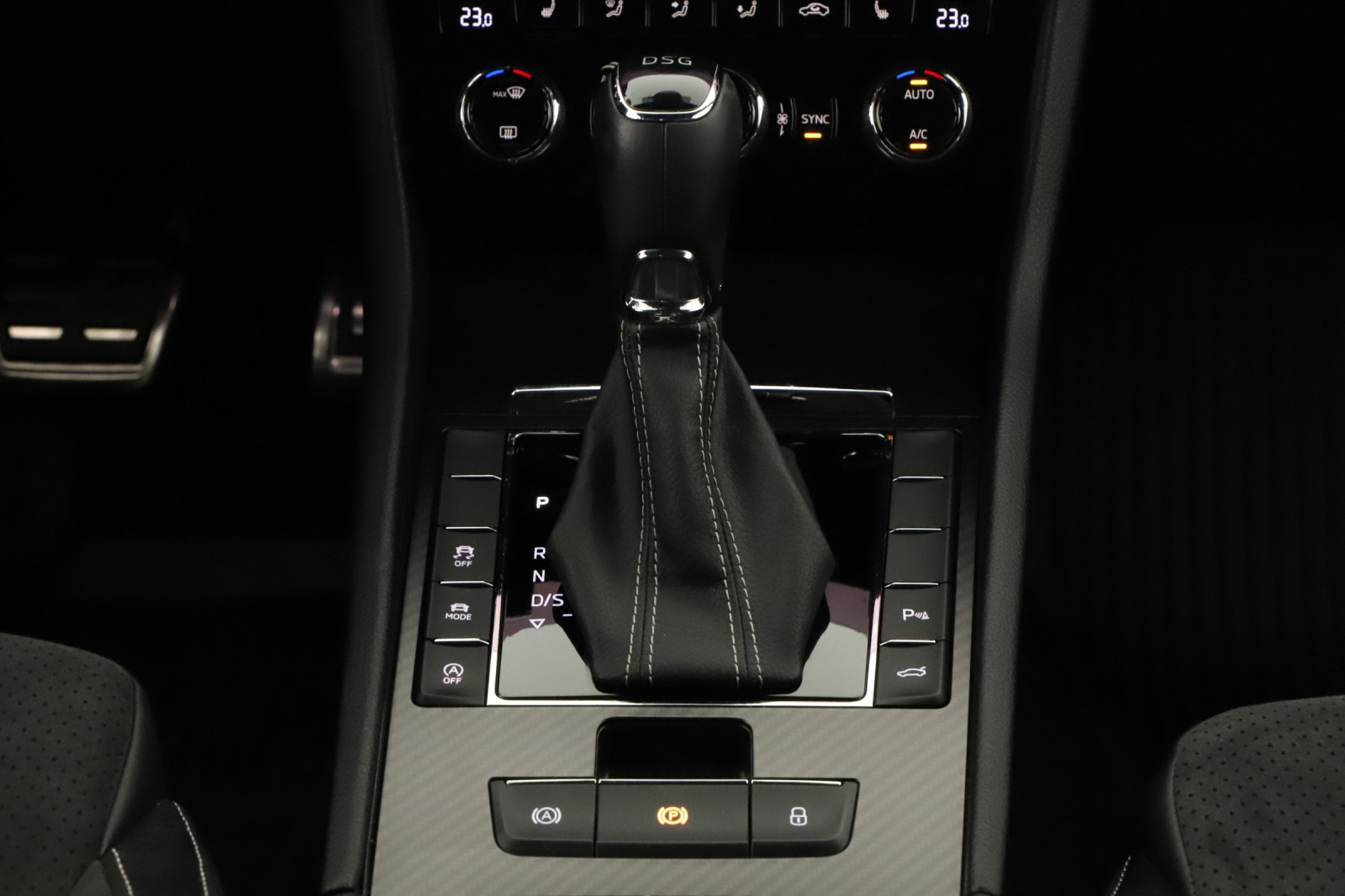 Škoda Superb - 2021