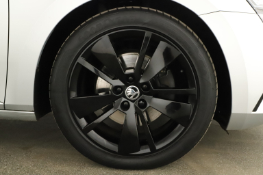 Škoda Superb - 2021