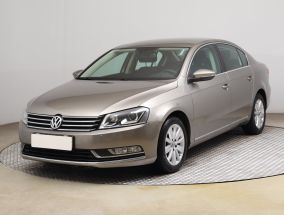 Volkswagen Passat - 2013