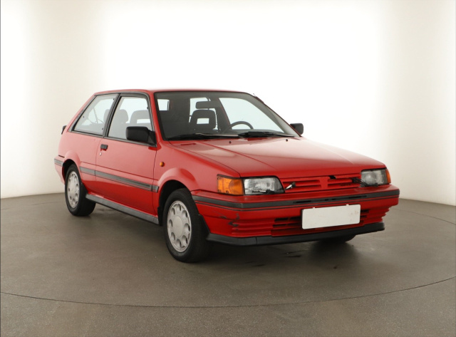 Nissan Sunny 1988