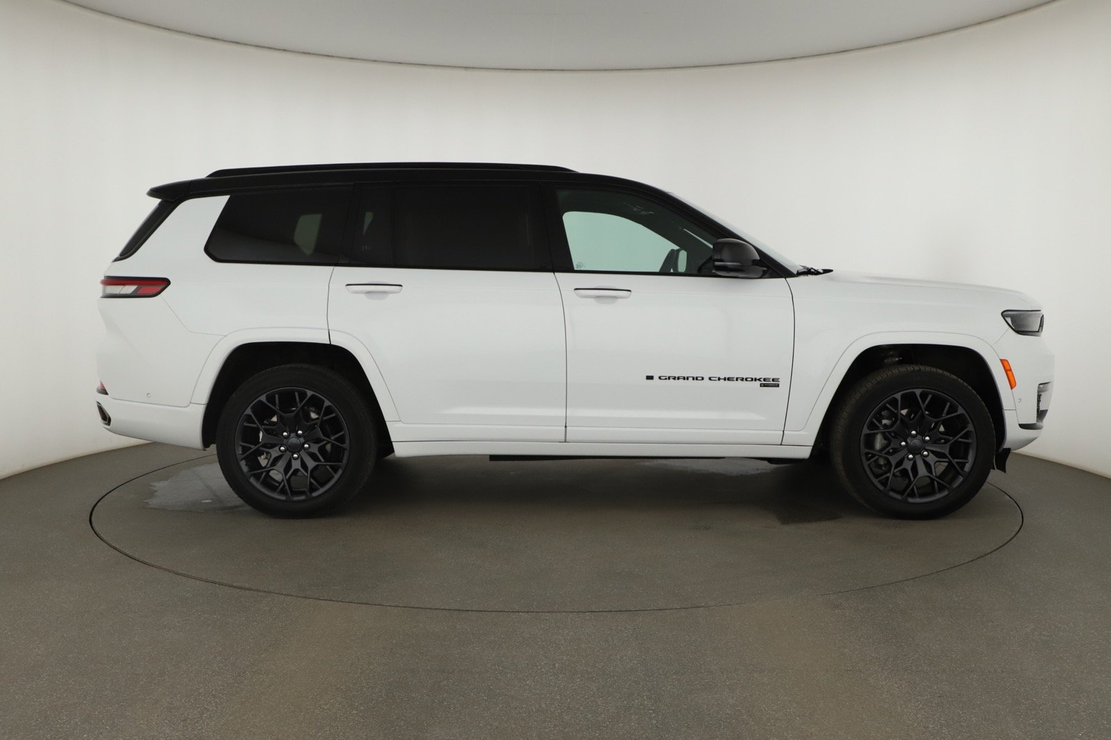 Jeep Grand Cherokee - 2025