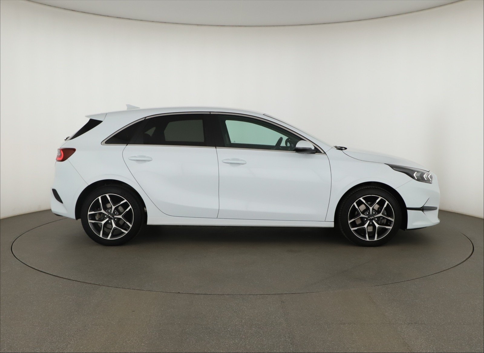 Kia Ceed - 2023