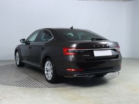Škoda Superb - 2019