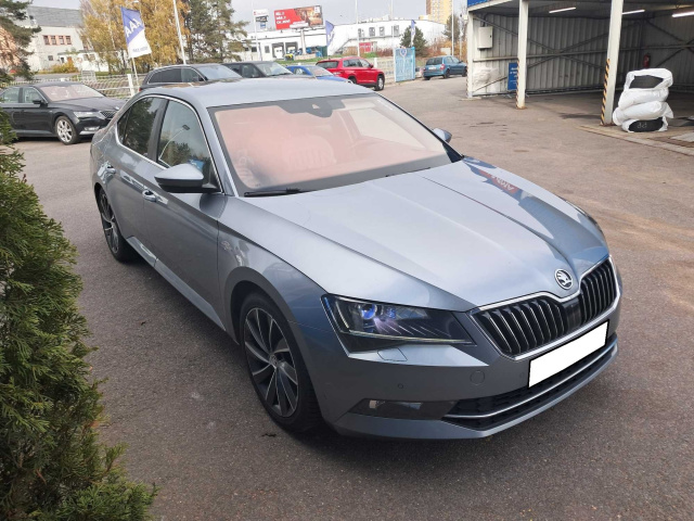 Škoda Superb 2015
