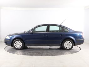 Volkswagen Passat - 2004