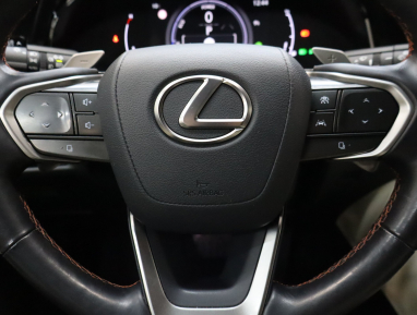 Lexus NX - 2023