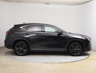 Lexus NX - 2023
