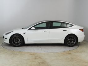 Tesla Model 3 - 2021