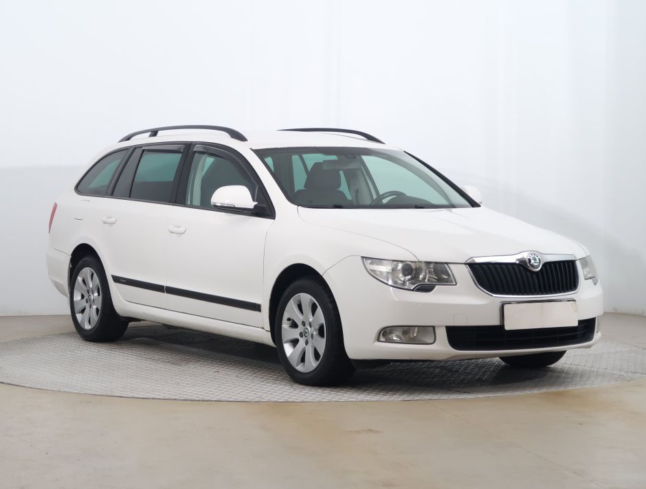 Skoda Superb - 2012