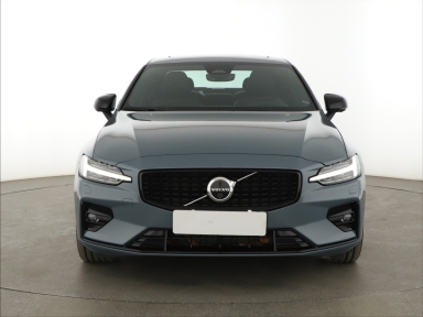 Volvo S60 - 2023