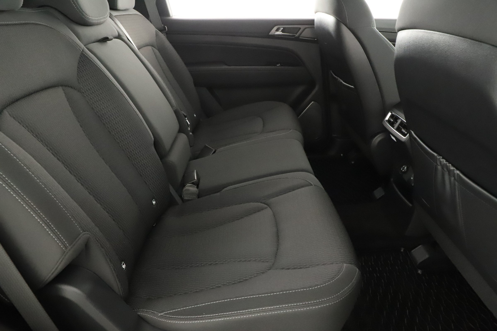 SsangYong Rexton - 2025