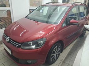 Volkswagen Touran - 2011
