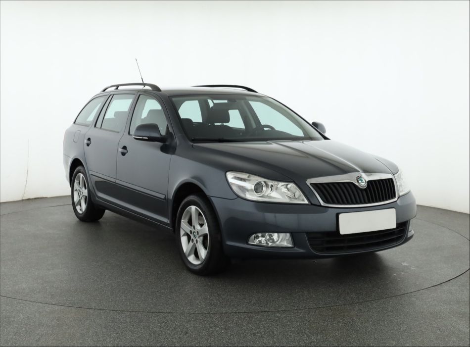 Skoda Octavia - 2011