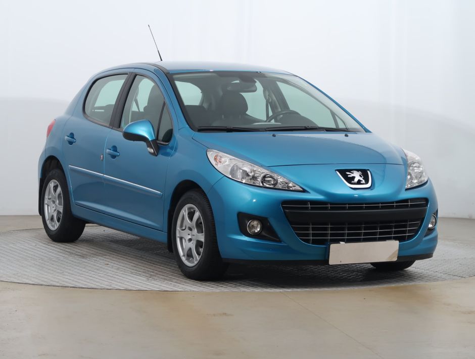 Peugeot 207 - 2011