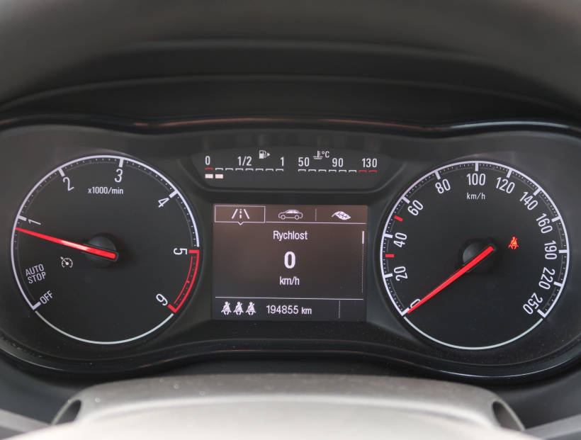 Opel Zafira, 2018