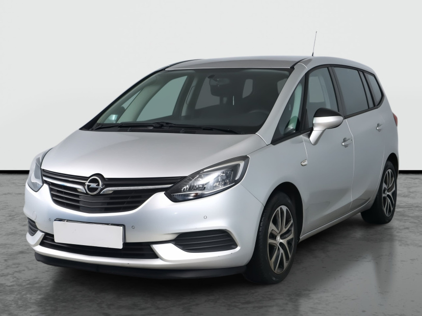 Opel Zafira, 2018