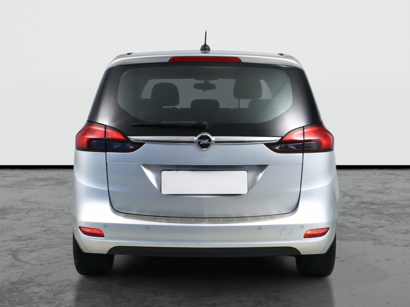 Opel Zafira, 2018