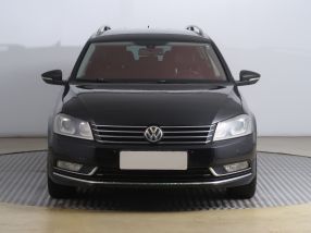 Volkswagen Passat - 2012