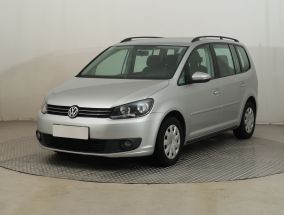 Volkswagen Touran - 2015