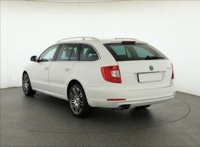 Skoda Superb - 2012