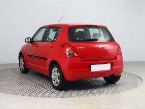 Suzuki Swift - 2010