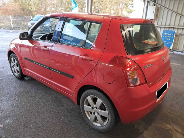 Suzuki Swift 2010