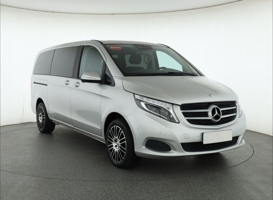 Mercedes-Benz V - 2015