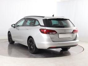 Opel Astra - 2020