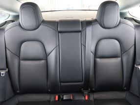 Tesla Model 3 - 2021