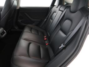 Tesla Model 3 - 2021