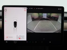 Tesla Model 3 - 2021