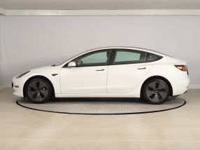 Tesla Model 3 - 2021