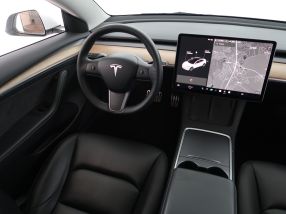 Tesla Model 3 - 2021