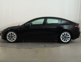 Tesla Model 3 - 2021