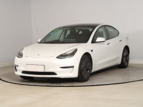 Tesla Model 3 - 2020