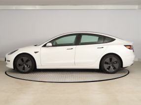 Tesla Model 3 - 2020