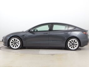 Tesla Model 3 - 2020
